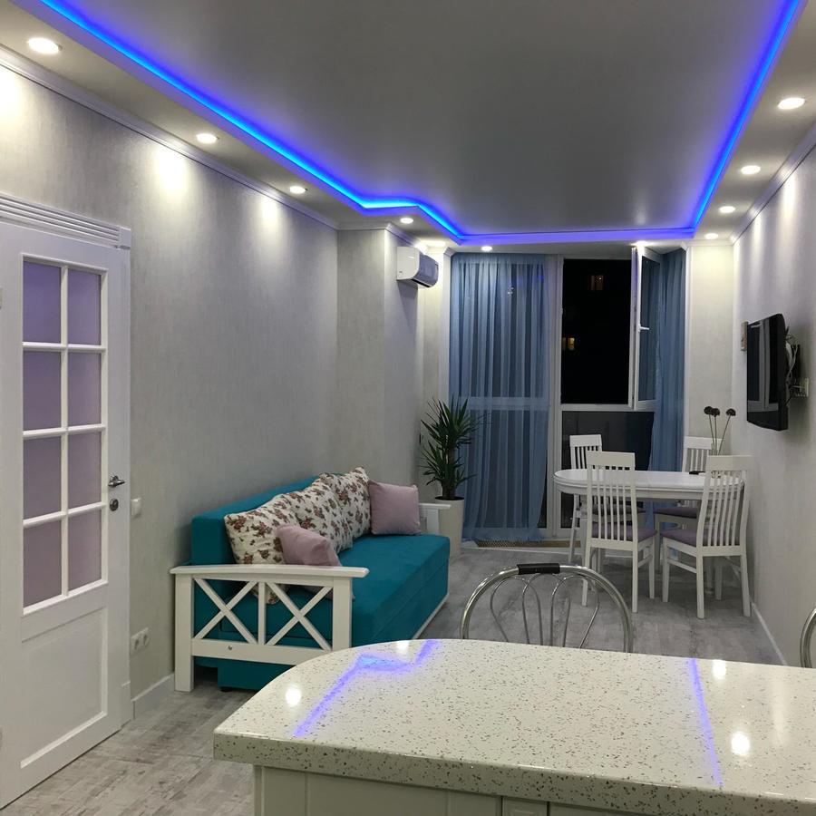 Luxe Apartment On Drahomanova Kiev Bagian luar foto